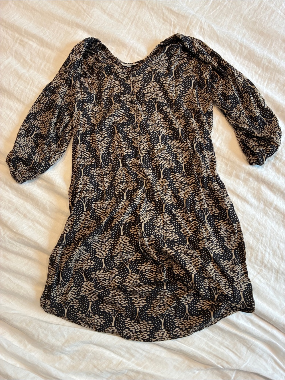 Tucker silk Black and Cream Printed Midi Dress